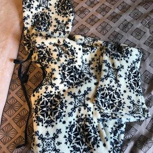 Nautica Sleepwear Fuzzy hooded nightgown